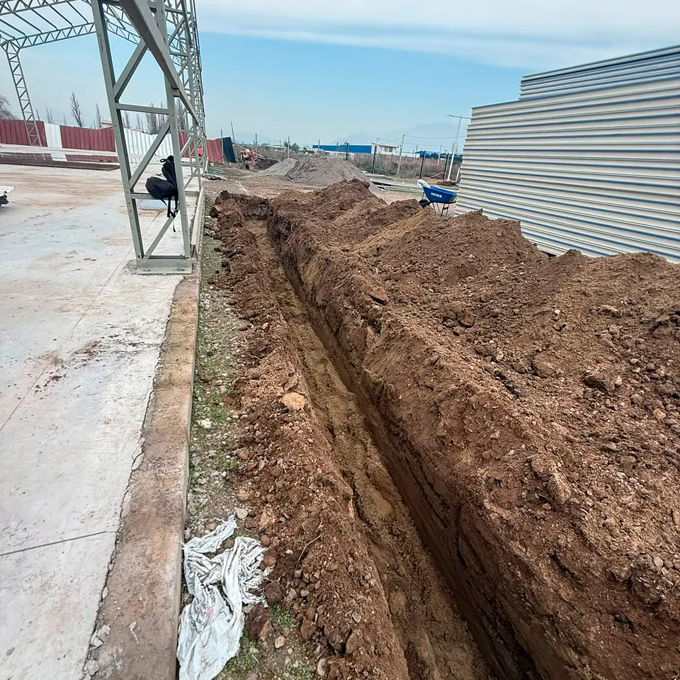 Instalación de Fosas Sépticas y Cámaras de Inspección en Hormigón: Saneamiento Garantizado para tu Parcela 12