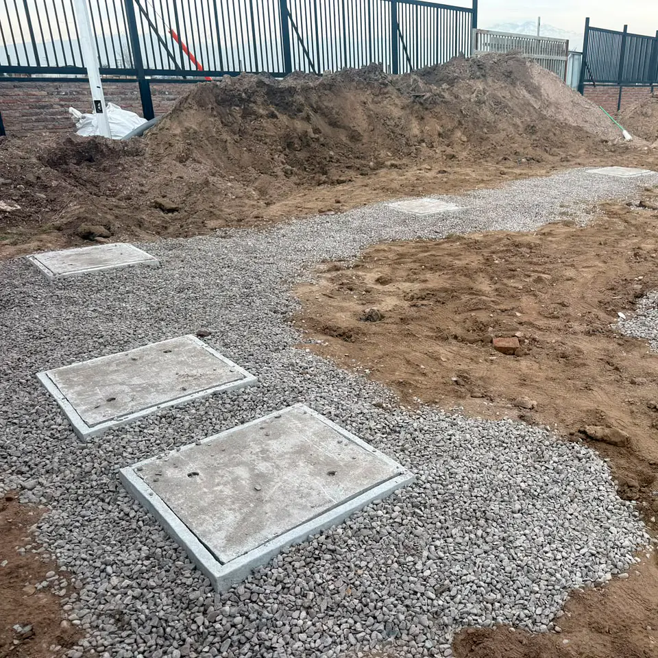 Instalación de Fosas Sépticas y Cámaras de Inspección en Hormigón: Saneamiento Garantizado para tu Parcela 15