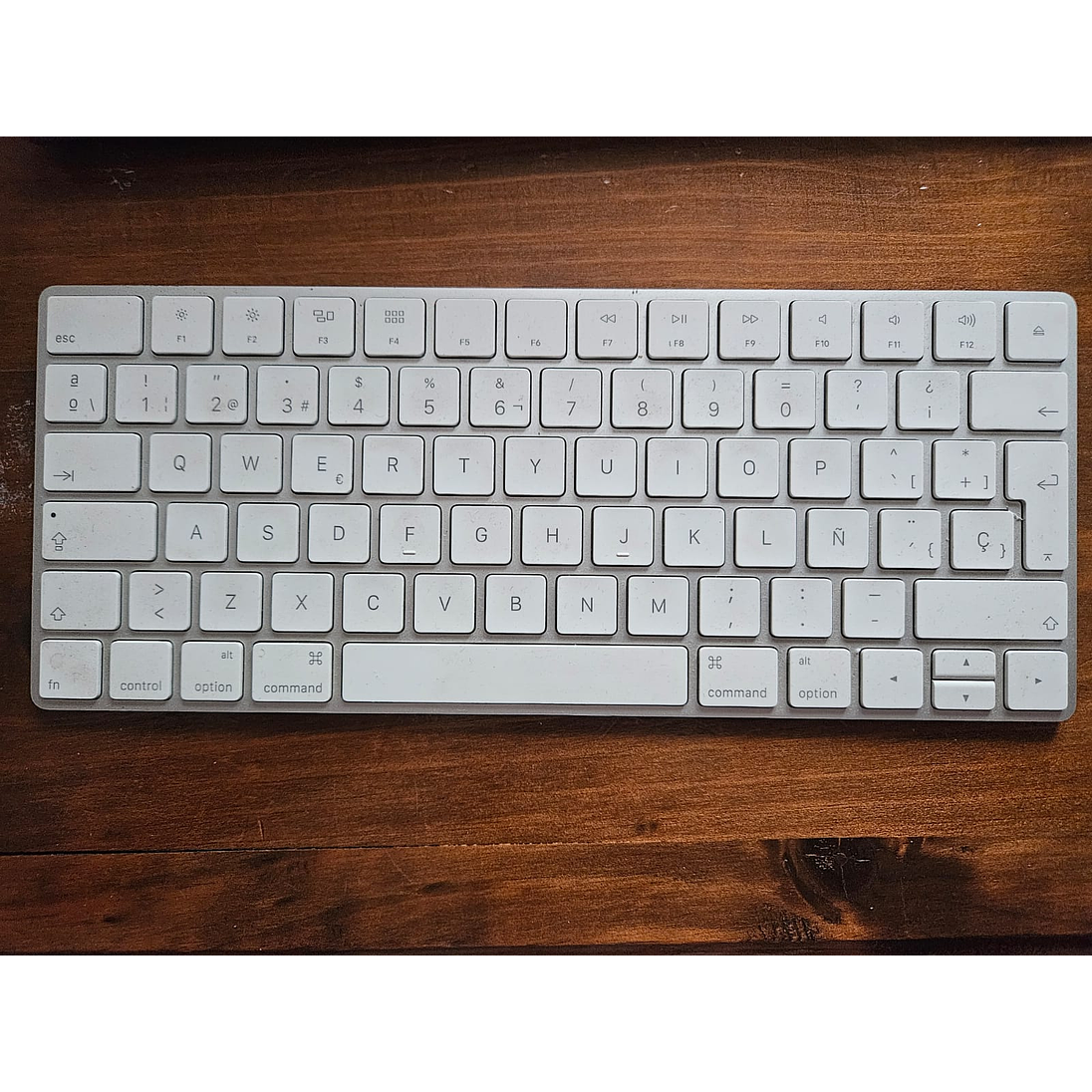 Magic Keyboard Apple 2