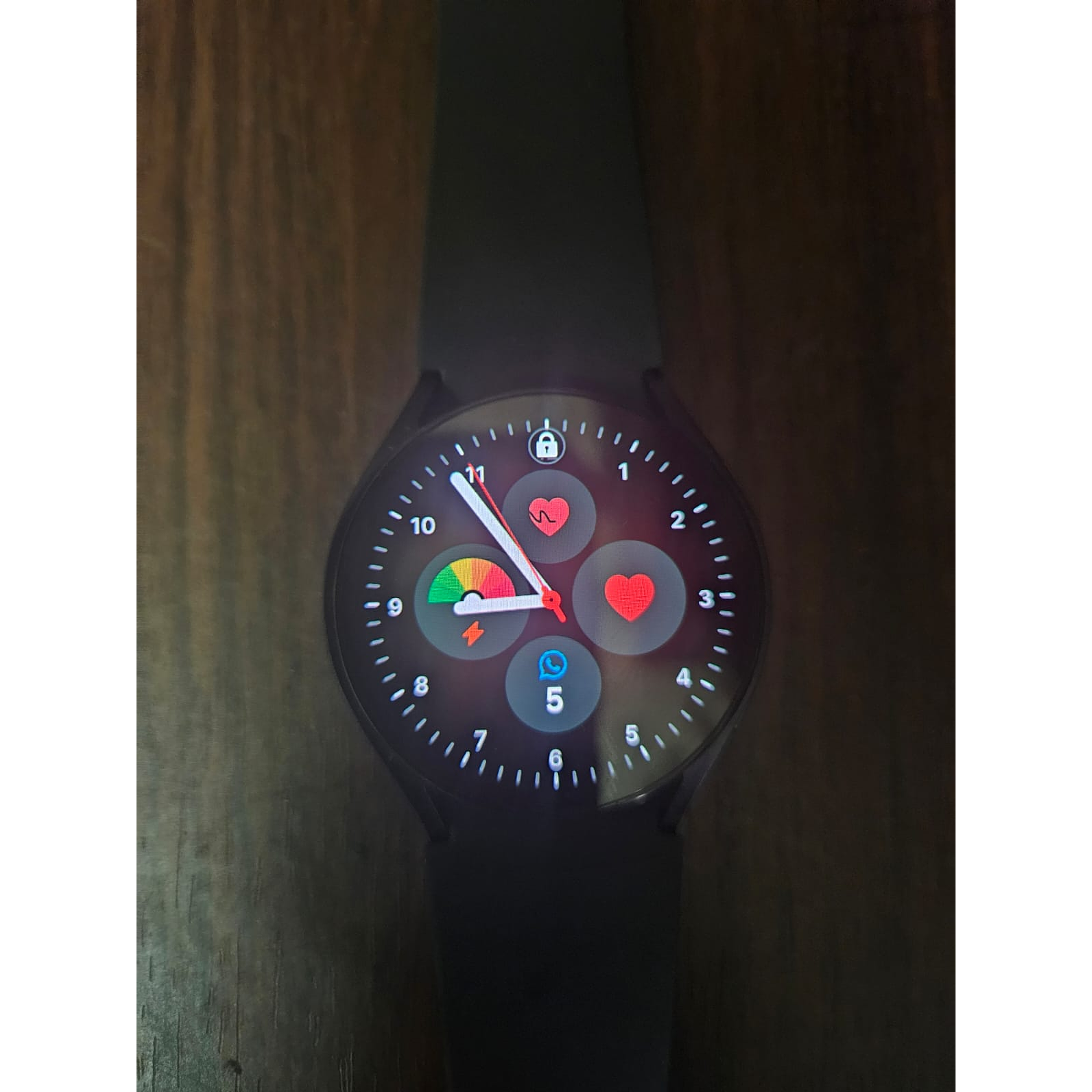 Samsung Galaxy Watch 6 40mm  4