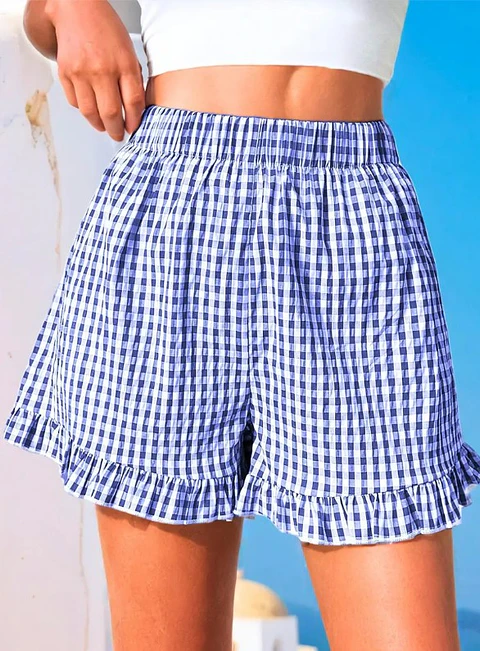 Sewing pattern for women's elastic waist shorts - Ruffled shorts