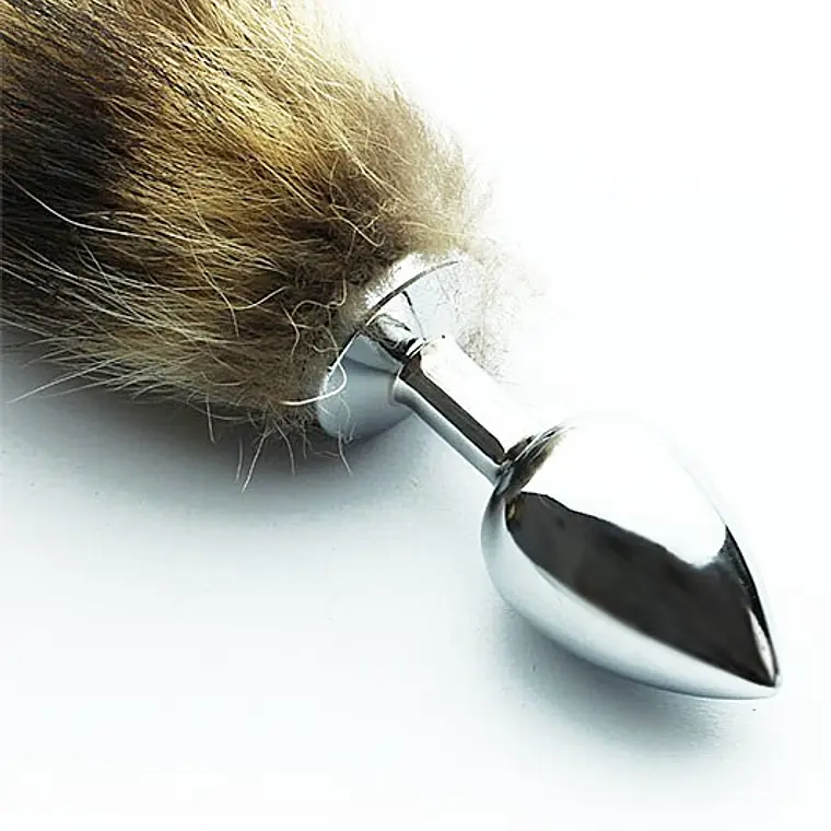 Plug Metal con cola de Zorro 3