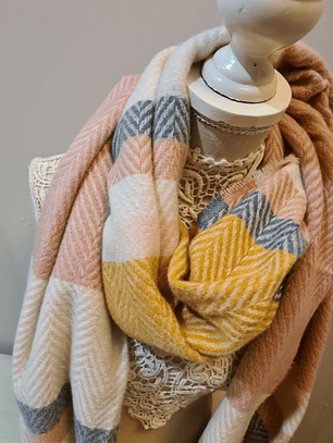 Bufanda espiga flecos amarillos azules