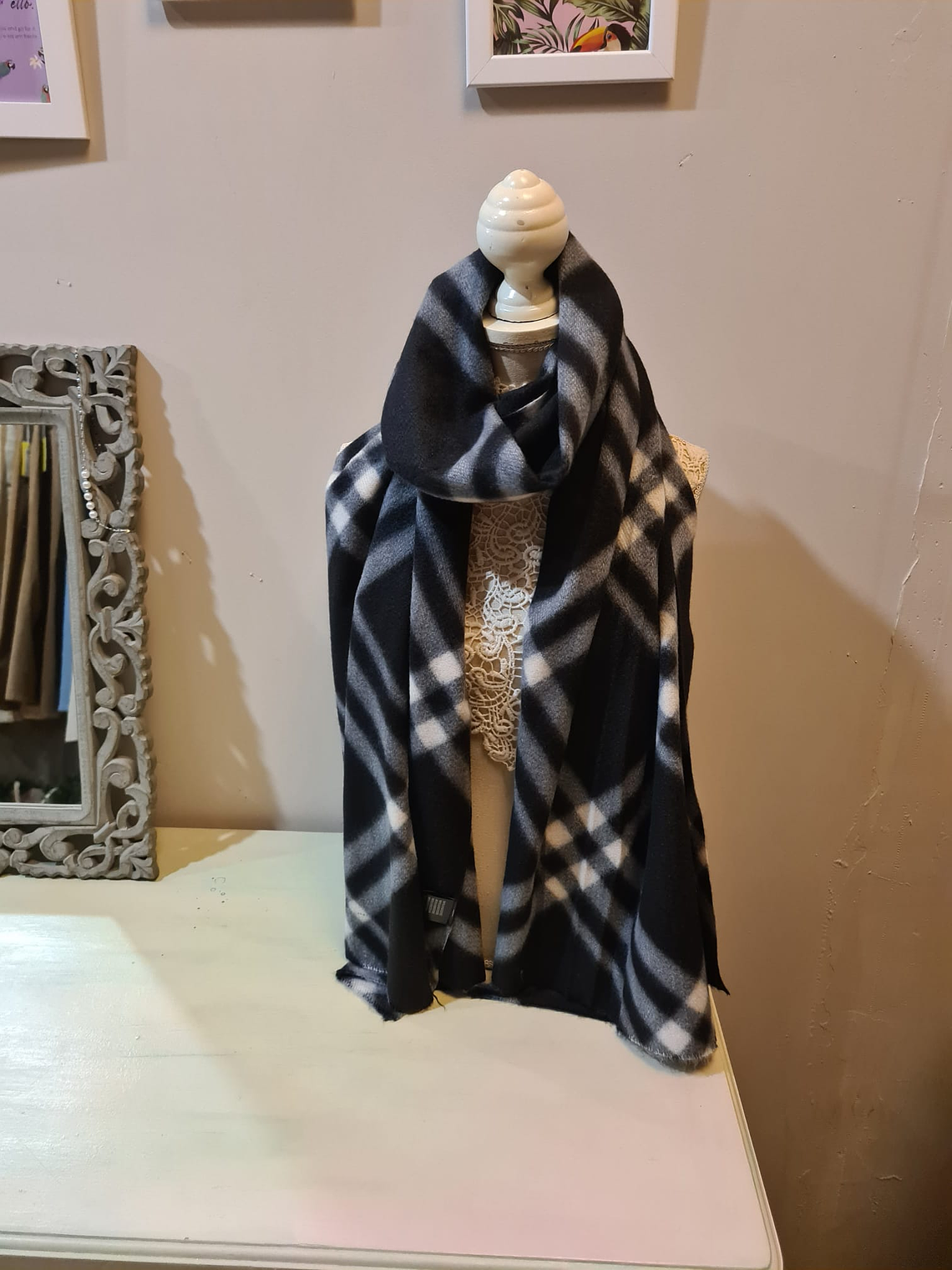 Bufanda negra rayas cuadros grandes 1