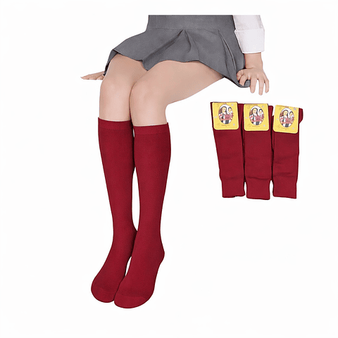 Calcetas niña escolares marca Omas color Burdeo talla 7/8 años la docena 