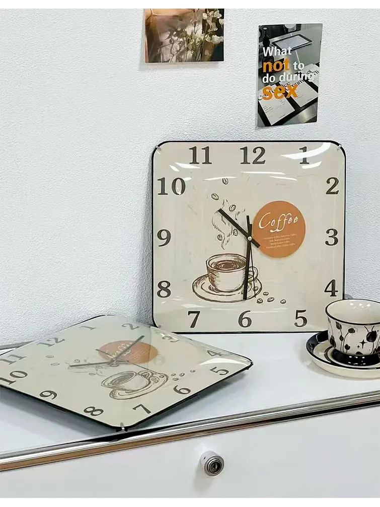 RELOJ 28*28 C/U 3