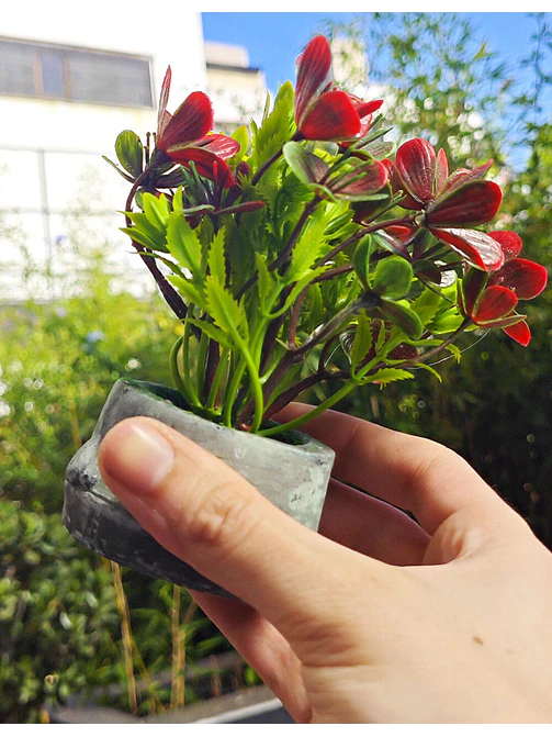 OFERTA - PLANTA ARTIFICIAL CON MACETA C/U 2