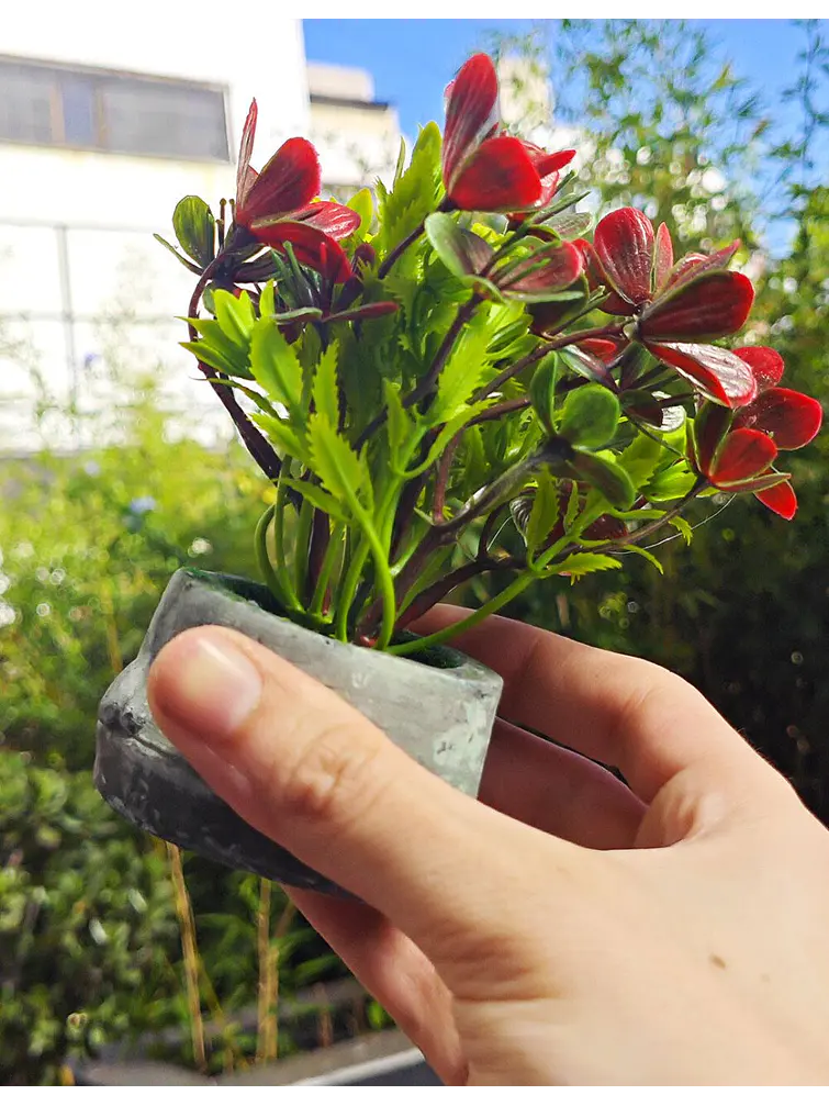 OFERTA - PLANTA ARTIFICIAL CON MACETA C/U 2