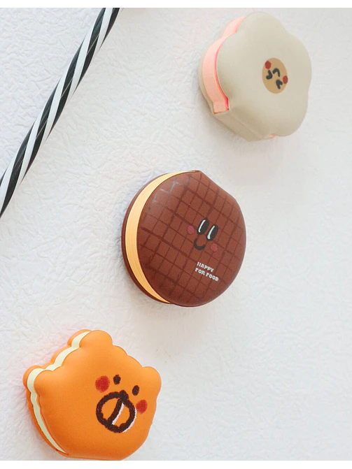 BLOCK DE NOTAS CON FORMAS 6CM C/U                       4