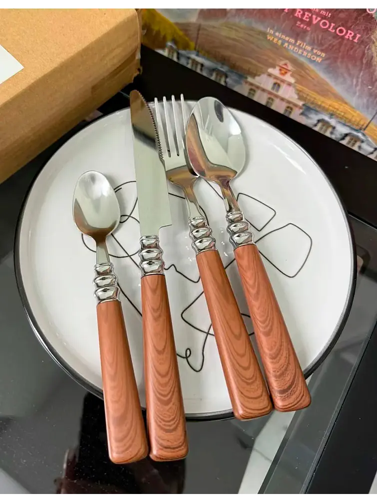 SET DE CUBIERTOS C/U 3