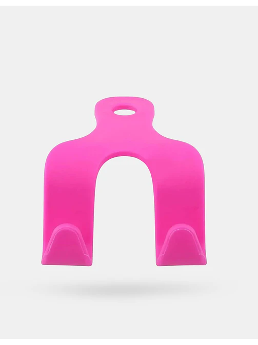 GANCHO DE PLASTICO PARA COCHES C/U 1