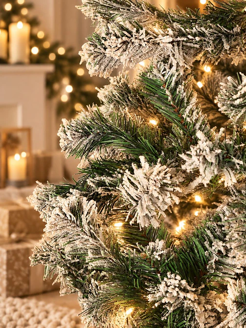 ARBOL NAVIDEÑO NEVADO CON LUCES 2.1 M  2