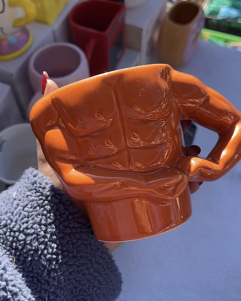 Taza hombre musculoso 