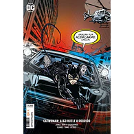 Catwoman: Algo huele a podrido