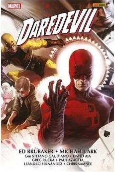 Marvel Omnibus. Daredevil de Ed Brubaker y Michael Lark #02