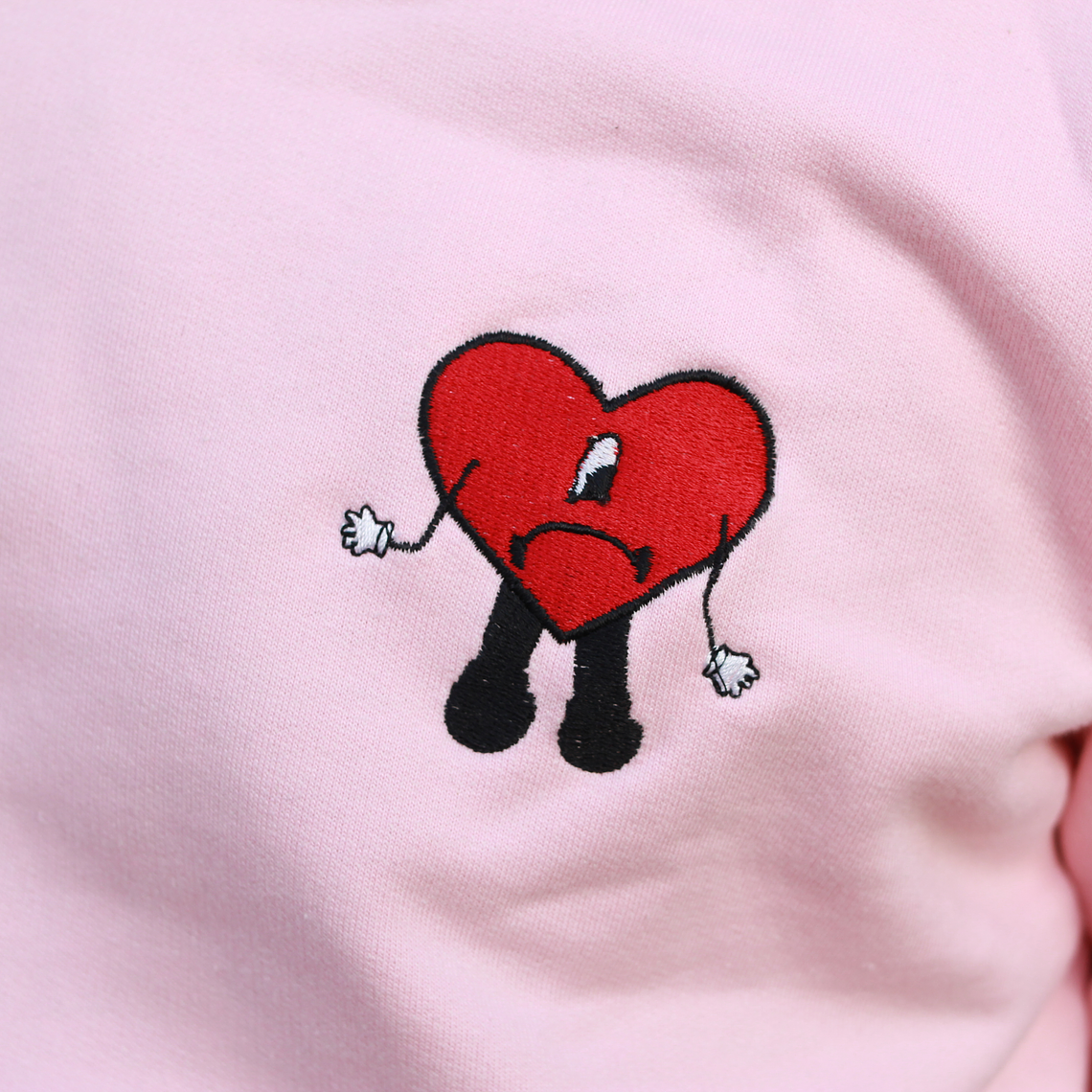 Poleron Bad Bunny Rosa  2