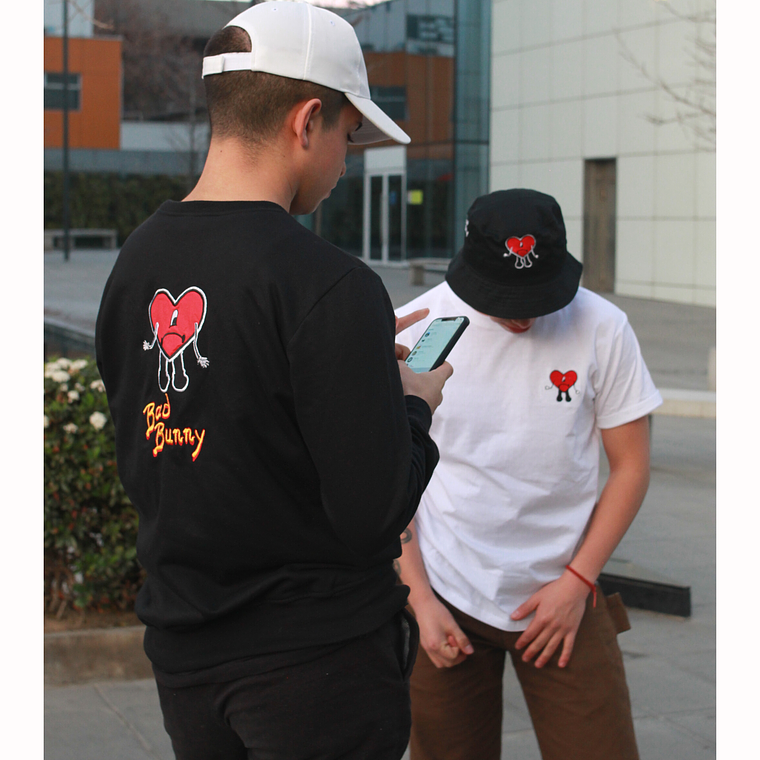 Poleron Negro Bad Bunny  Unisex  1