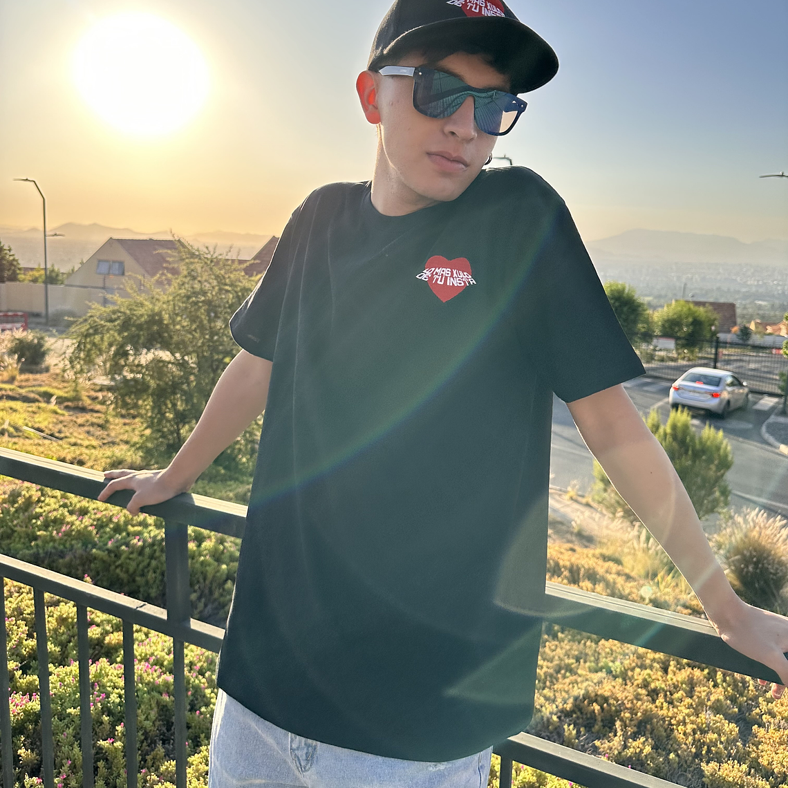 Polera Lo Mas Xulo de tu insta bordada 2