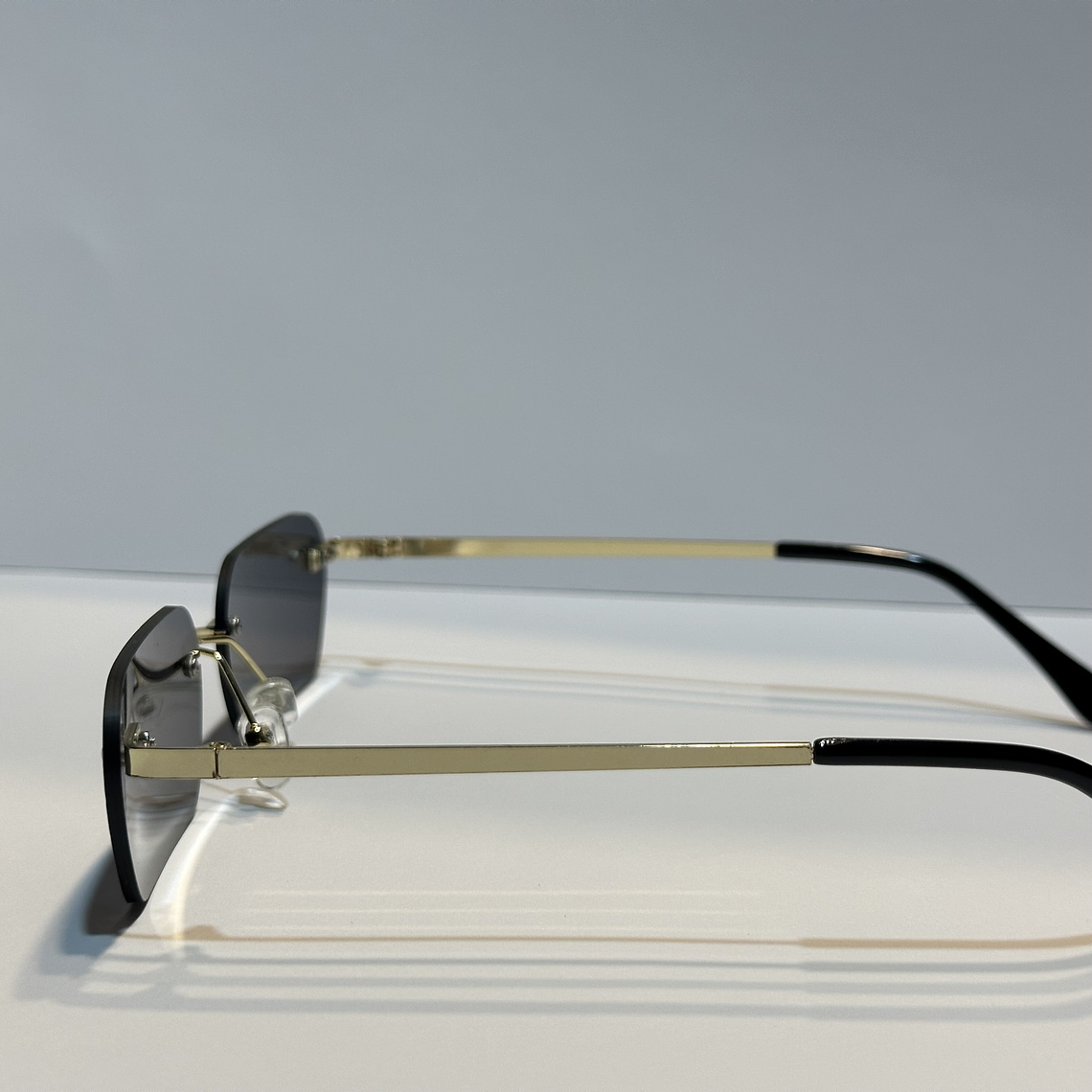 LENTES DE SOL ESTILO CUADRADO 2