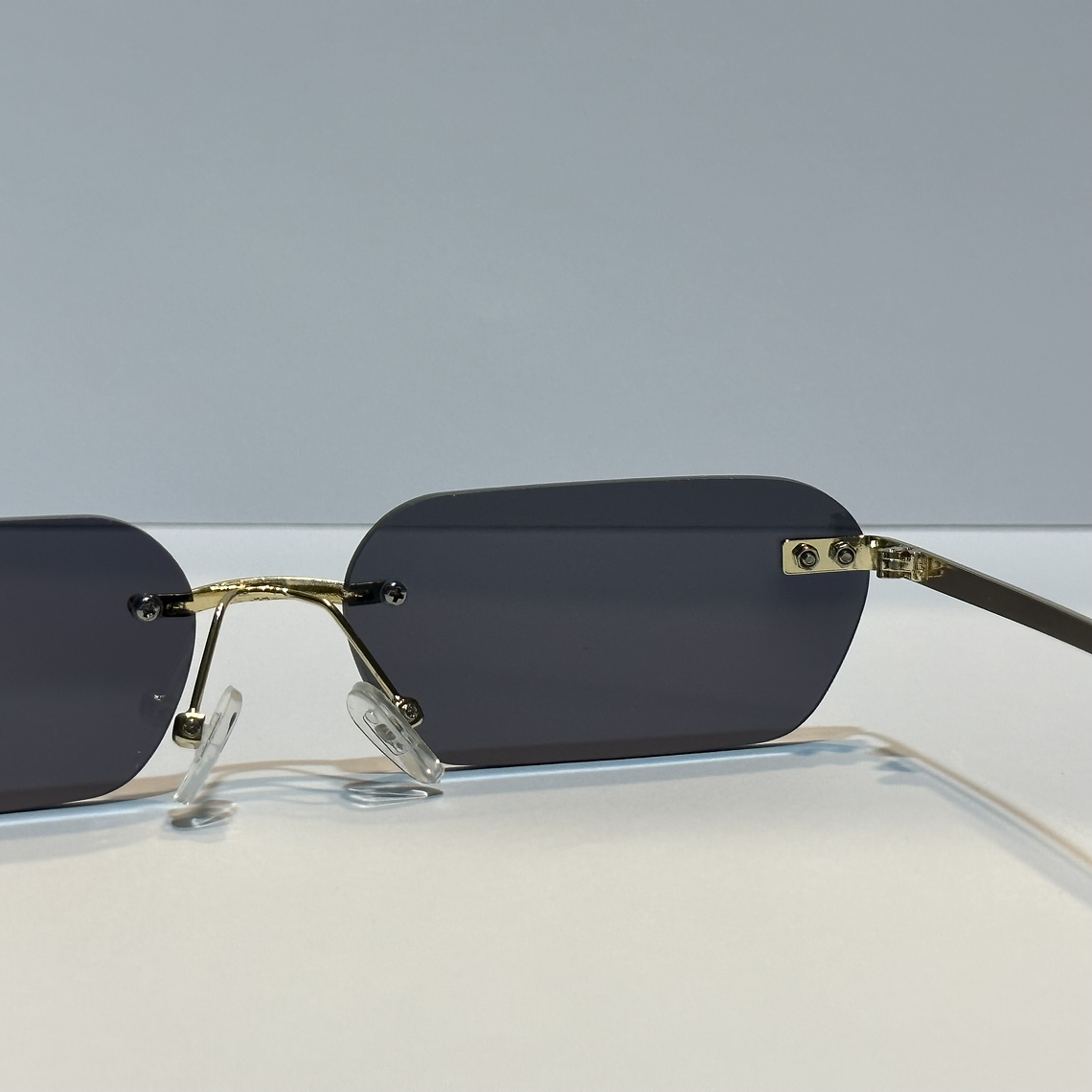 LENTES DE SOL ESTILO CUADRADO 3