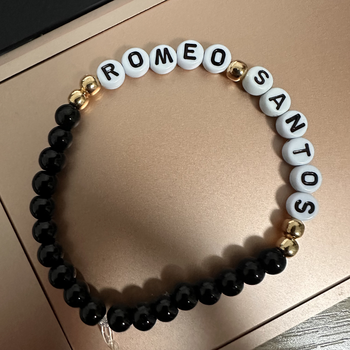 Pulsera Romeo Santos  1