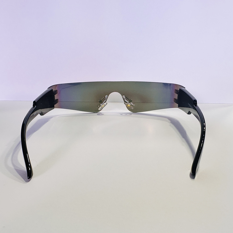 Lentes Tornasol estilo Rauw Alejandro  3