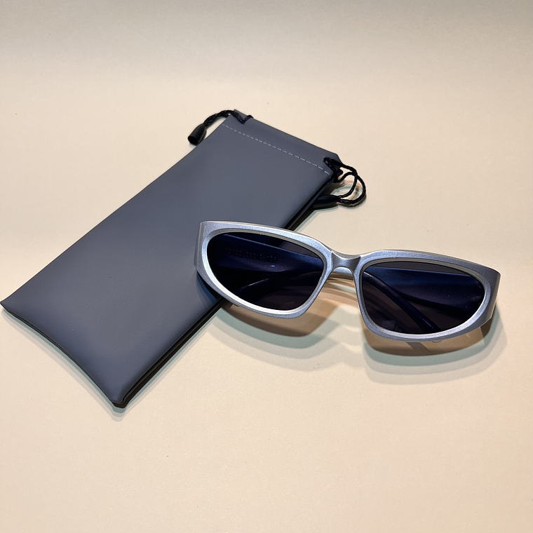 Lentes Party Gris Cristal Negros 2