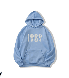 Poleron Taylor Swift (Celeste-Blanco-Negro)