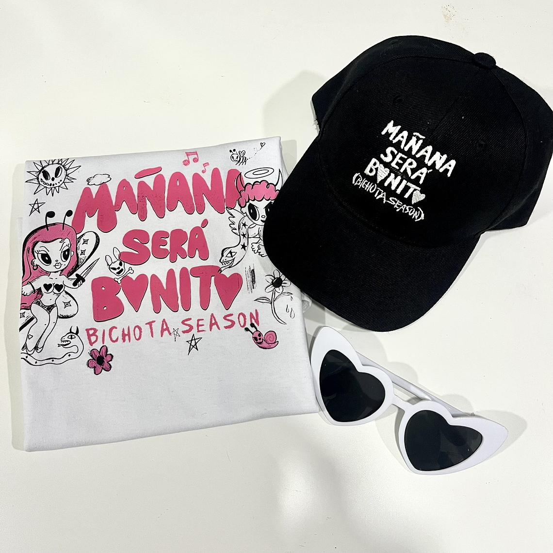 Promo Karol G Abril (polera + lentes + jockey) ¡Solo por pocos días! 1