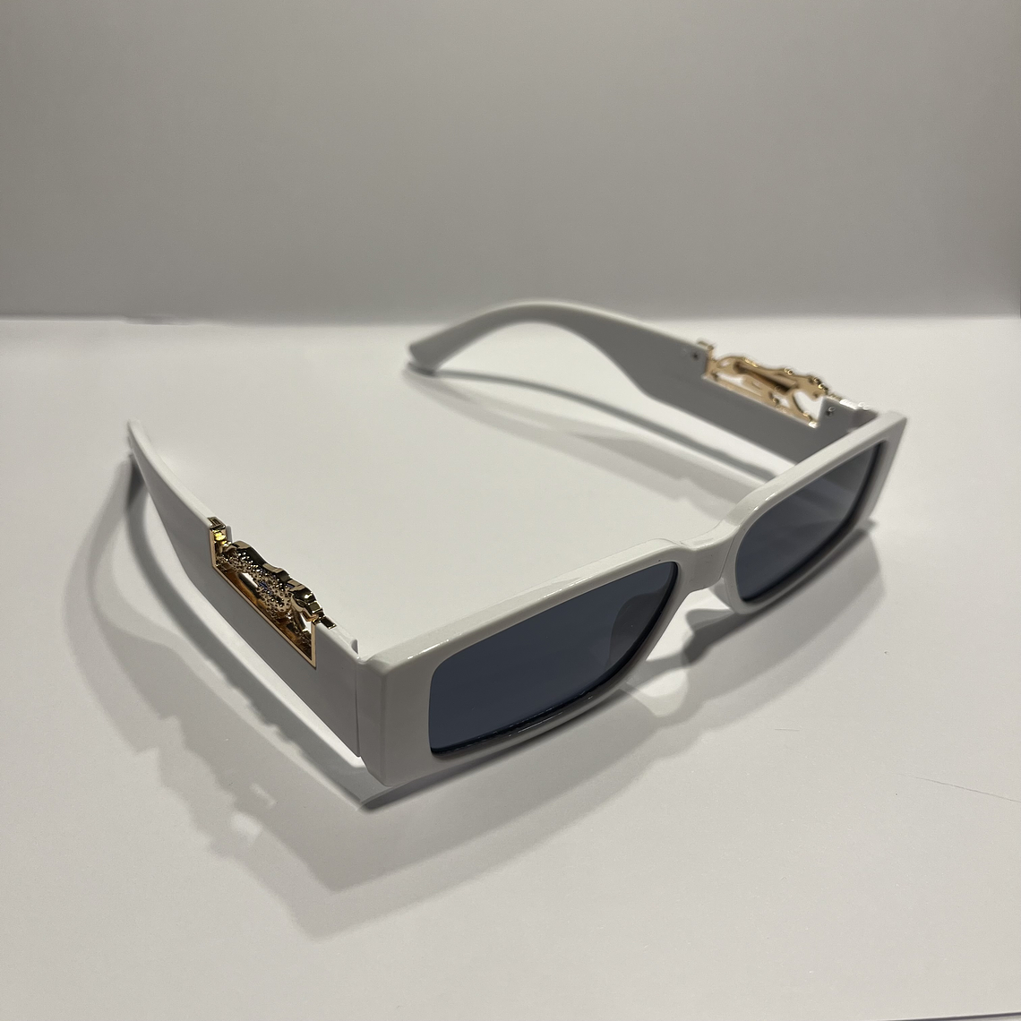 Lentes Tendencia blanco o negro Puma Dorado 2