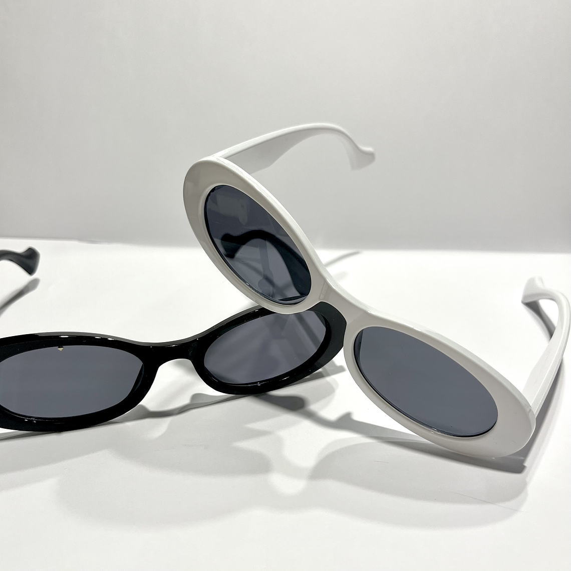 Lentes Tendencia blanco o negro redondos 1