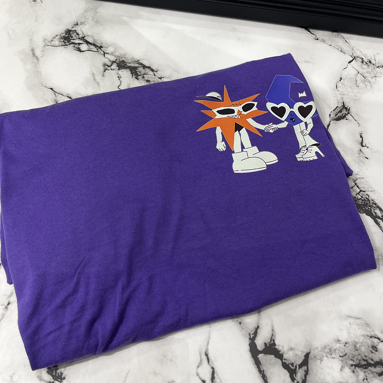 Polera Estrella y Luna Mora talla M 1