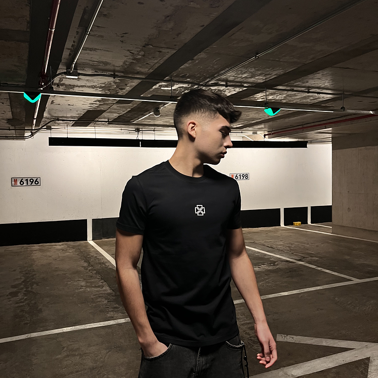 Polera DUKI 5 (Mas llevada) 2