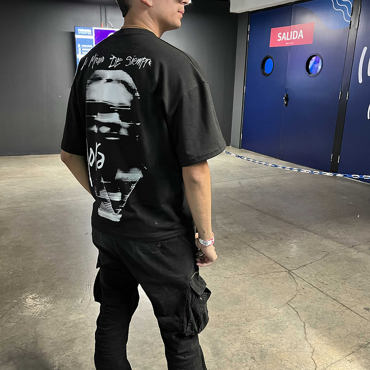 Polera Mora Over LO MISMO DE SIEMPRE 2