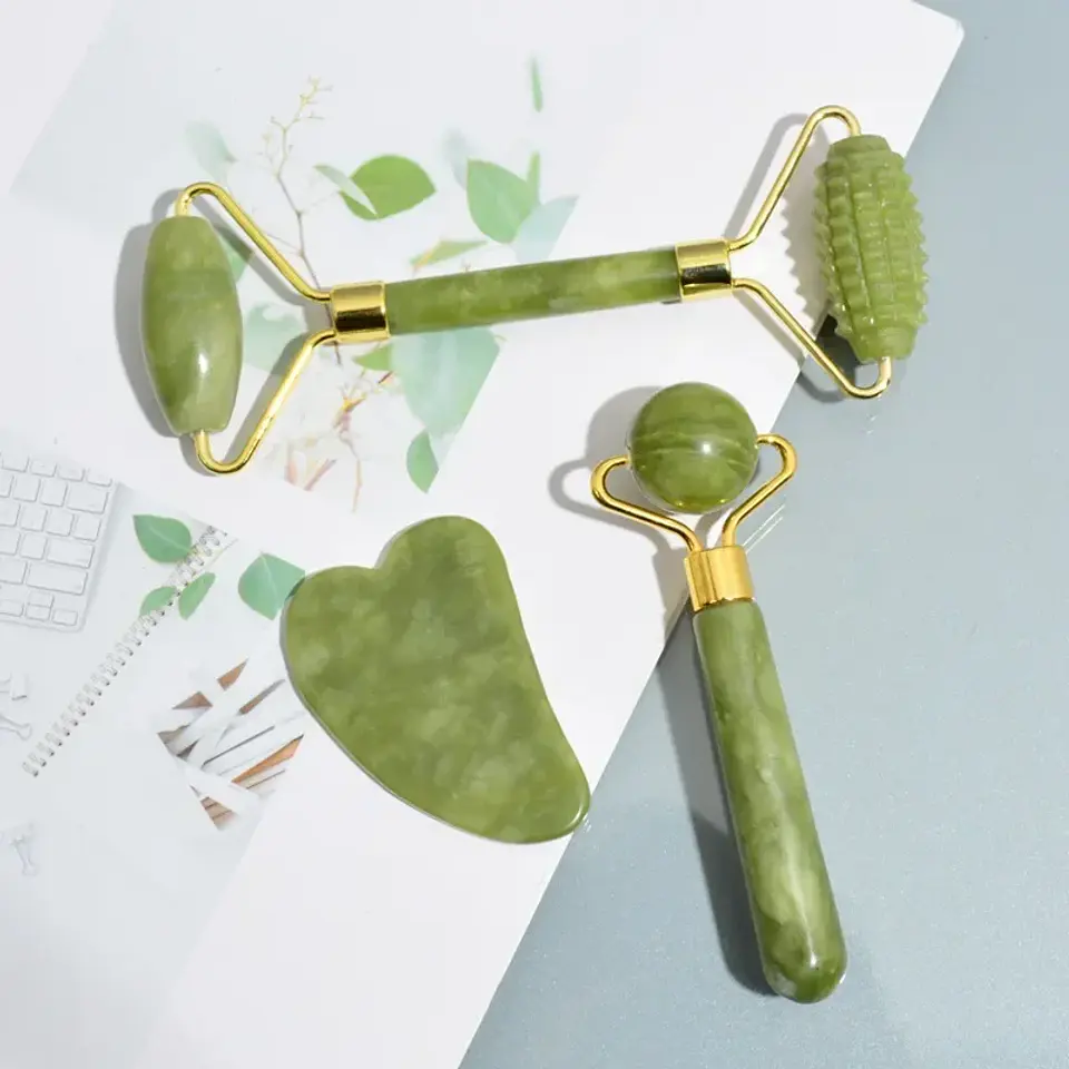 Rouleau de Jade & Gua Sha – Soin Visage Naturel 19