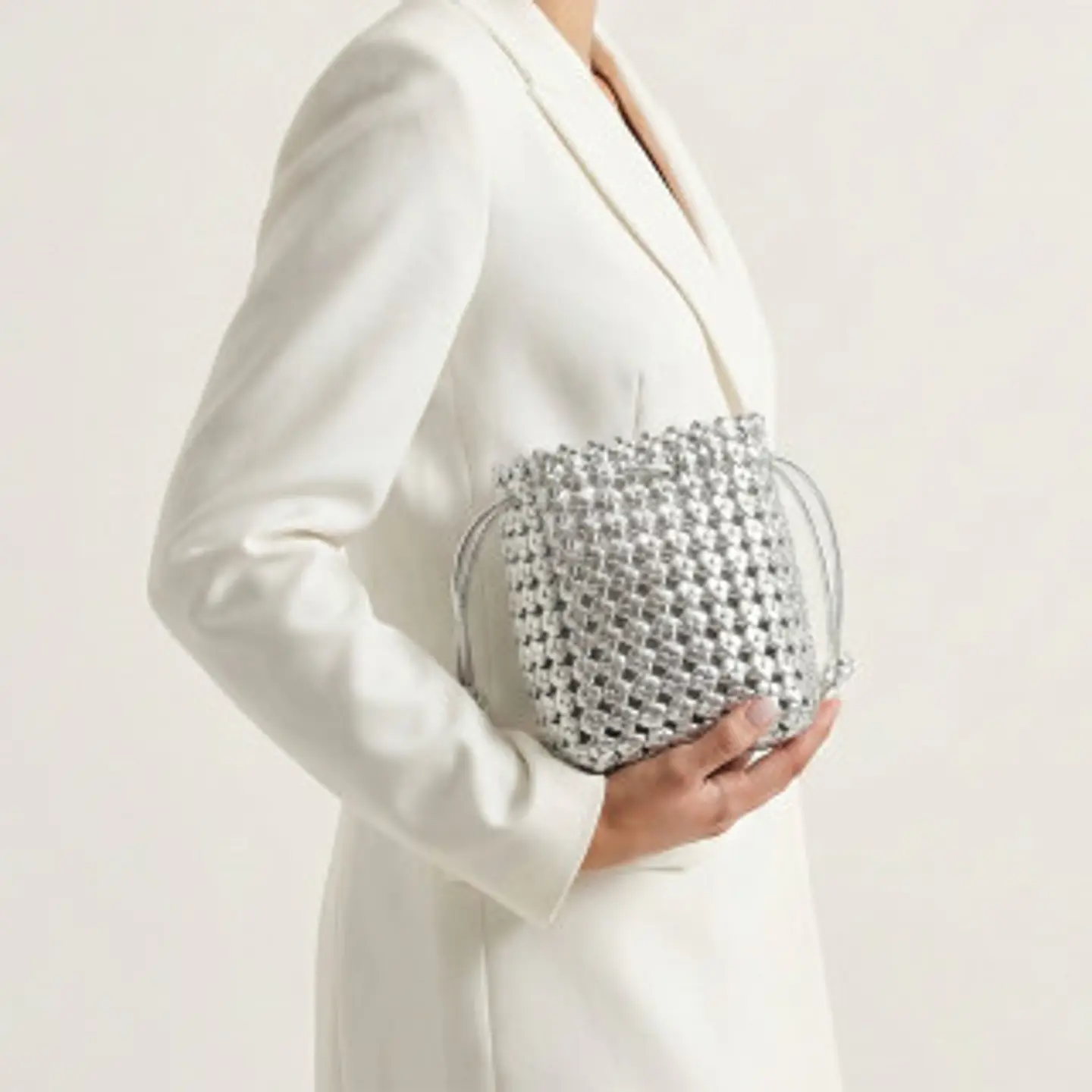 Sac en nylon avec fermeture éclair extérieure 1
