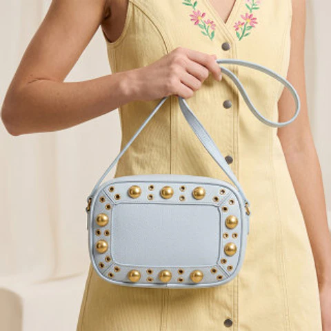 Sac bandoulière en cuir finitions dorées