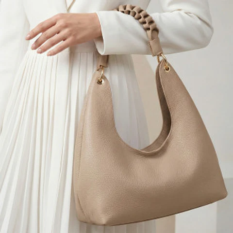 Sac bandoulière à pois dorés