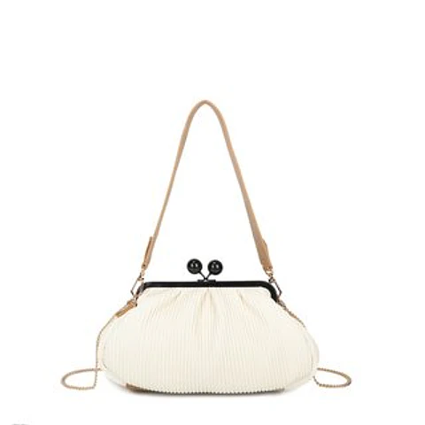 Sac bandoulière en cuir souple au toucher doux