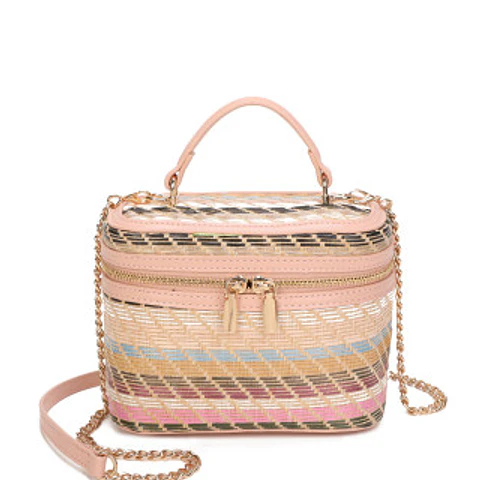 Sac bandoulière en paille avec finitions premium