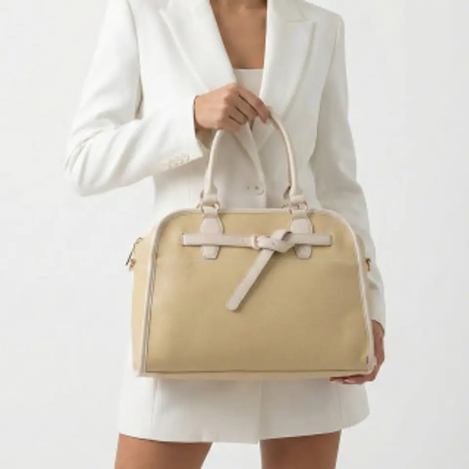 Sac cabas bicolore finitions blanches contrastantes 1