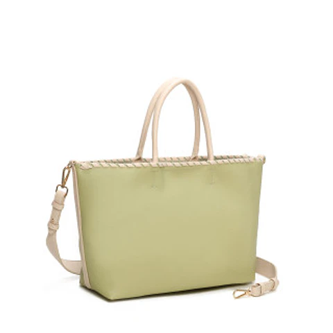 Cabas estival tressé main look naturel