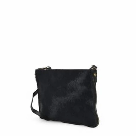 Sac besace cuir souple détails métalliques dorés étincelantes