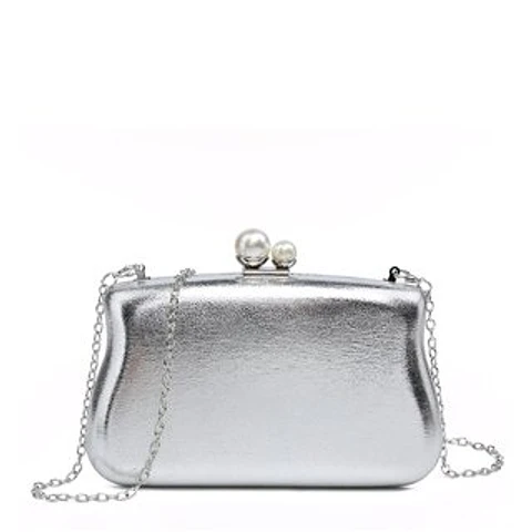 Pochette femme finitions perles mailles filet crochet bohème été