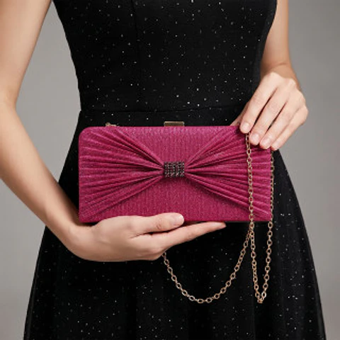 Pochette femme à détails froncés volume ajustable drapé fluide mode