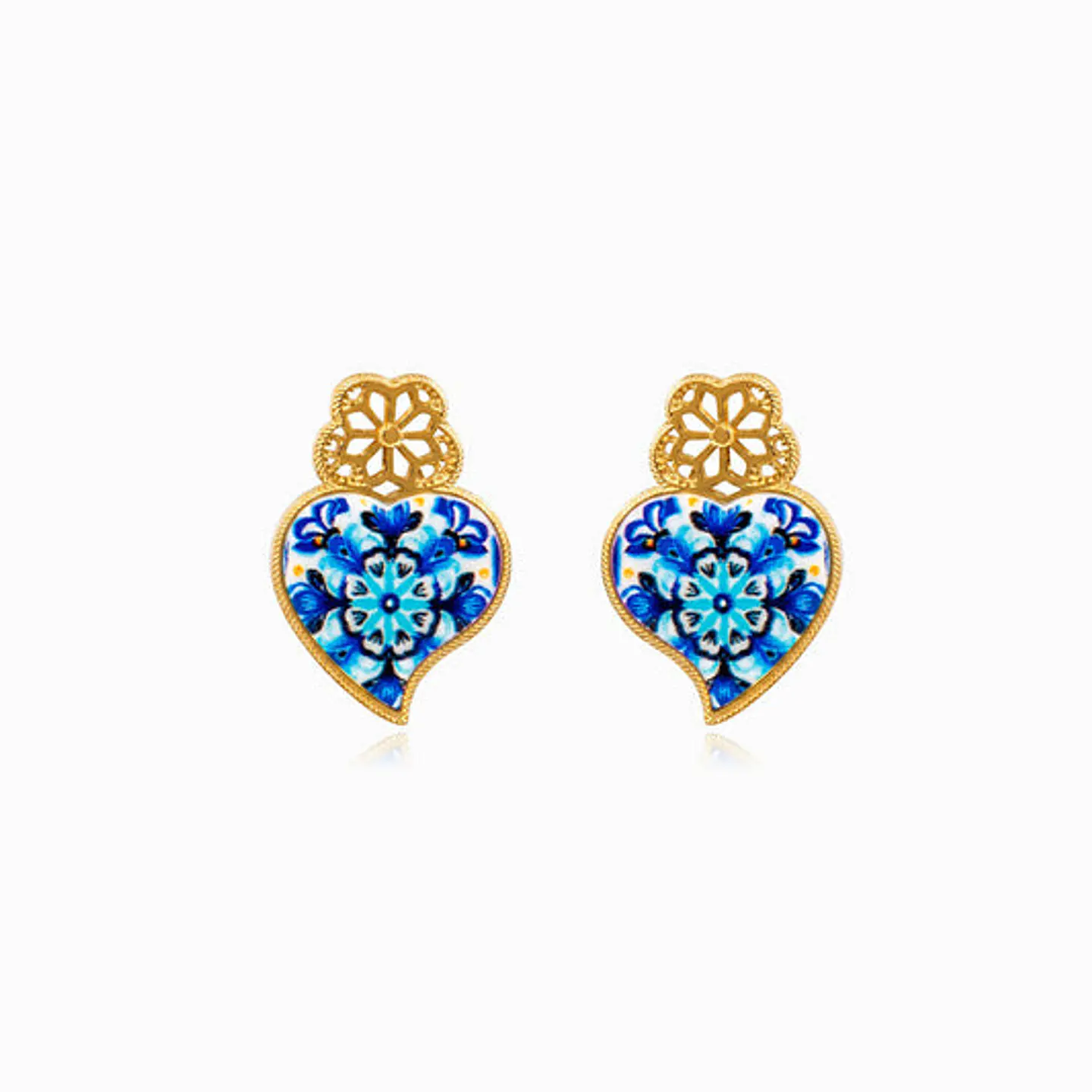 Boucles d'Oreilles Cœur de Viana en Acier, Élégante 1