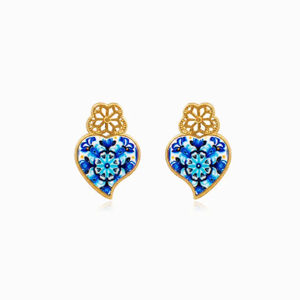 Boucles d'Oreilles Cœur de Viana en Acier, Élégante 1