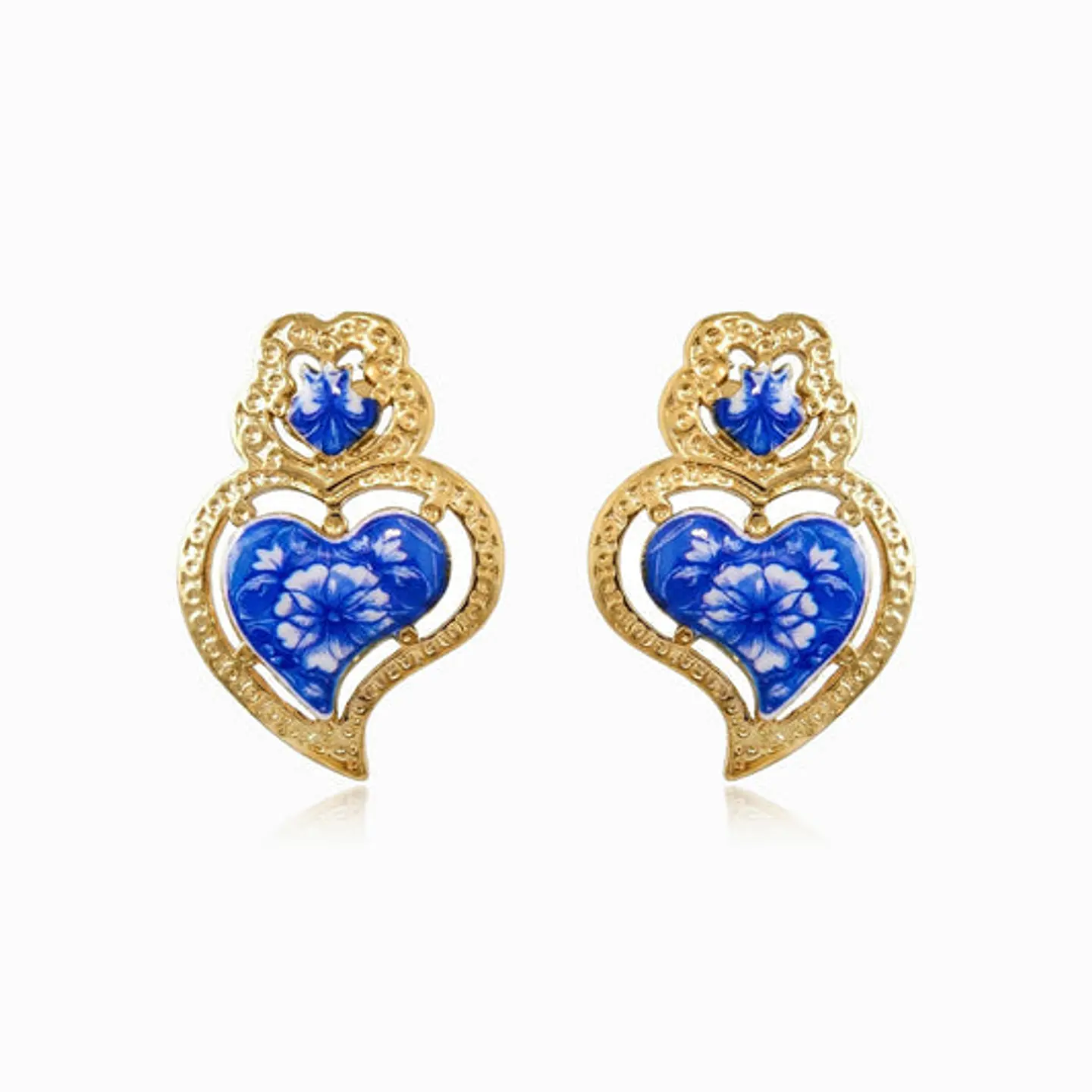 Boucles d'Oreilles Épurée Cœur de Viana – Acier 30x21mm 1