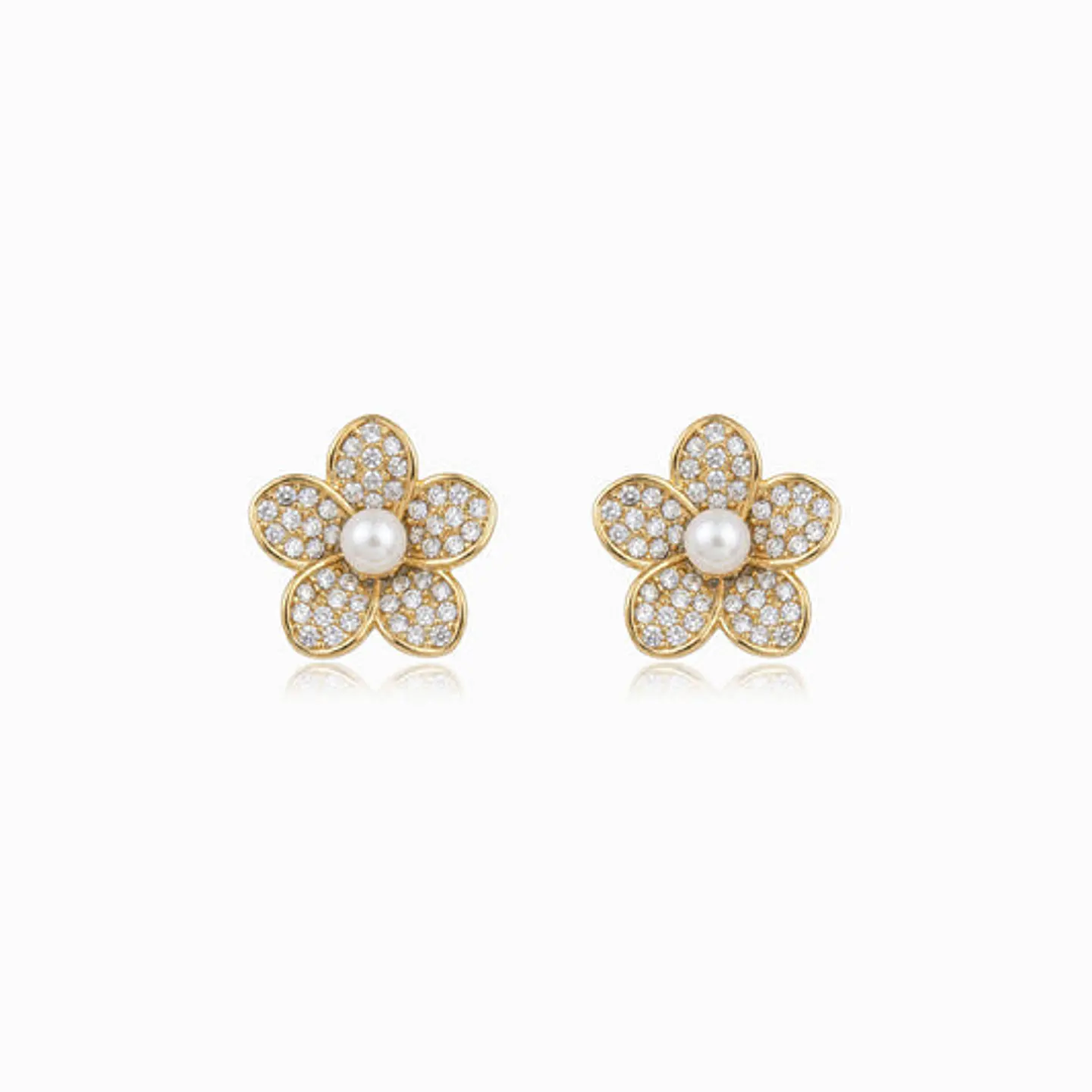 Boucles d'Oreilles Fleur à Strass Belle en Acier 1