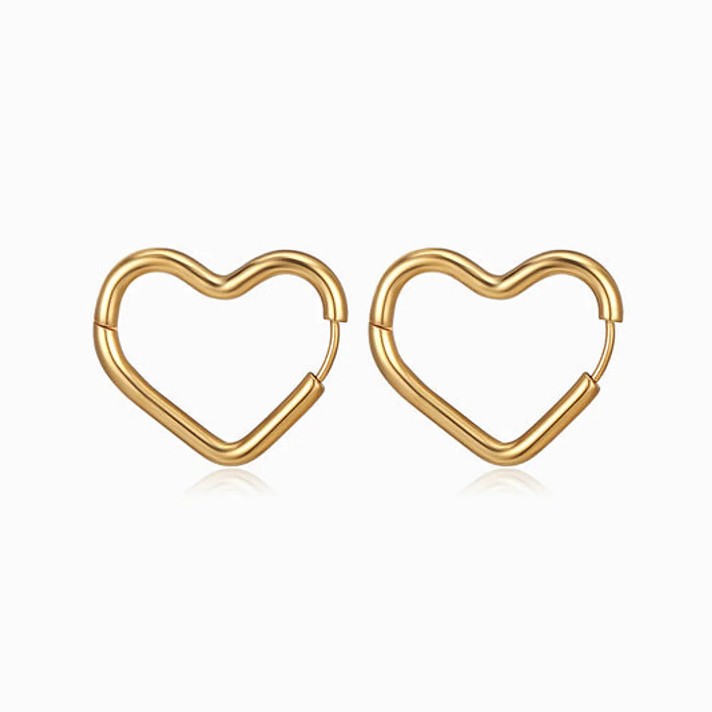 Boucles d'Oreilles Cœur Belle en Acier 1